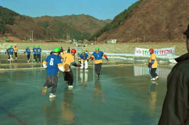 얼음축구 의 사진