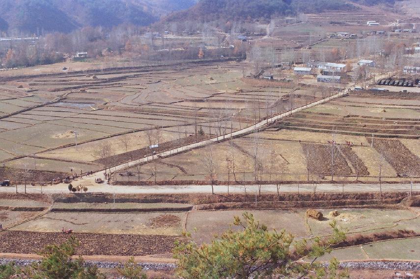 화천천 제방공사 전 의 사진