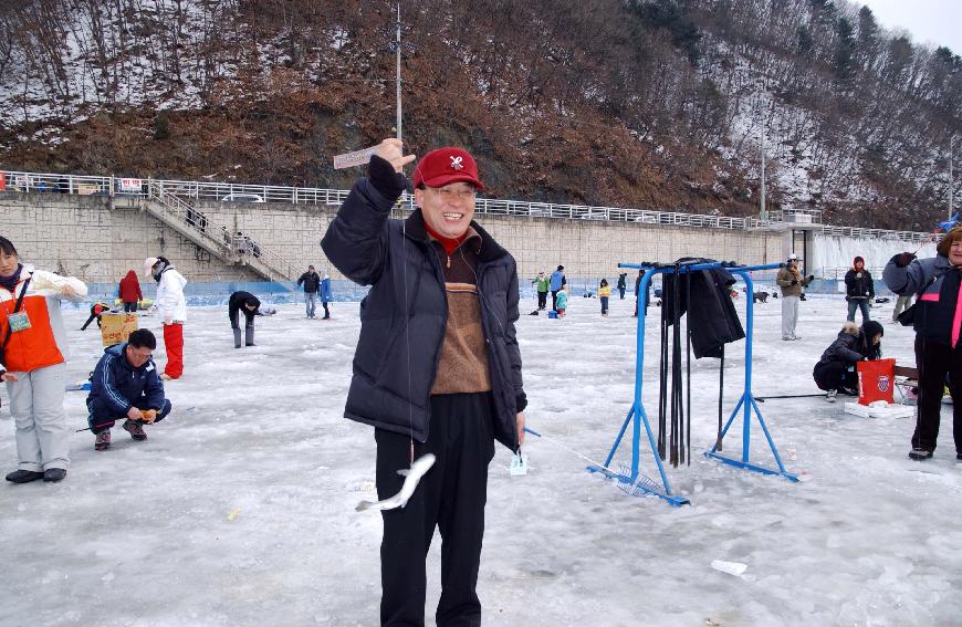 미8군 사령관 접견(산천어축제 방문) 의 사진