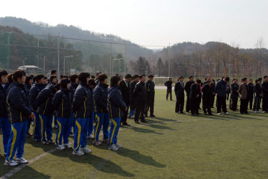 화천정보산업고등학교 여자축구부 시축식 의 사진