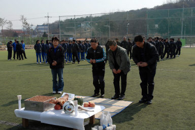 화천정보산업고등학교 여자축구부 시축식 의 사진