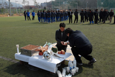 화천정보산업고등학교 여자축구부 시축식 의 사진