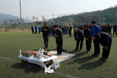 화천정보산업고등학교 여자축구부 시축식 의 사진