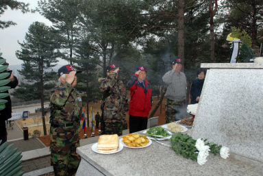 금성지구참전 UN(콜롬비아)군 호국용사 추도식 의 사진