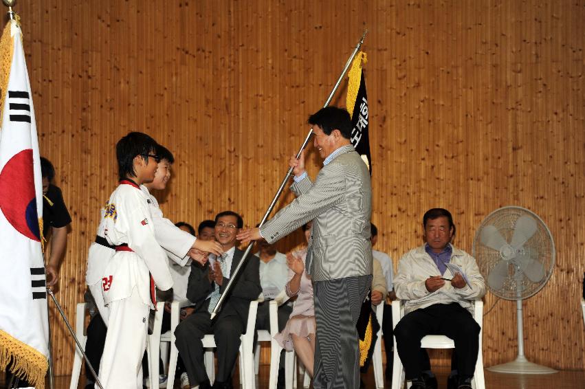제5회 화천군수 태권도대회 의 사진