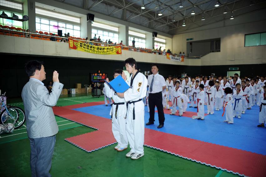 제5회 화천군수 태권도대회 의 사진