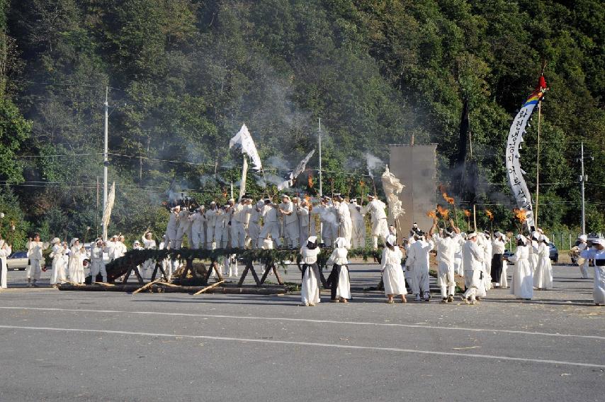 제49회 한국 민속예술축제 참가 시연회(냉경지어부식놀이) 의 사진