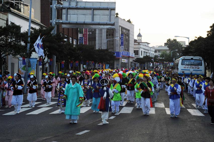 제49회 한국민속예술축제 길놀이 의 사진