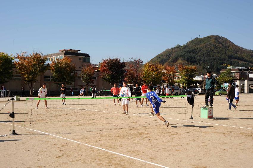 제1회 화천군수기 족구대회 의 사진