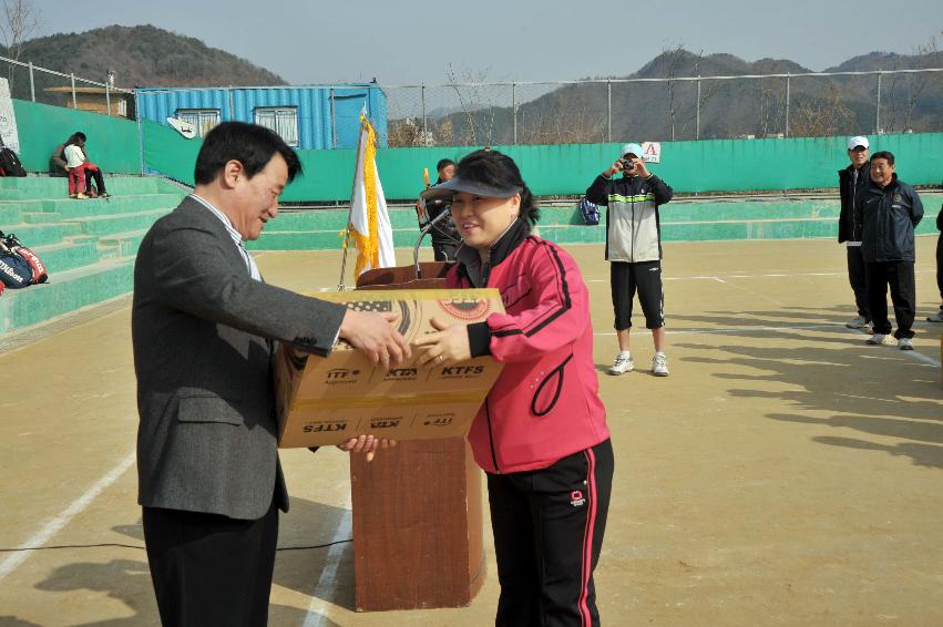 제12회 화천군체육회장기 테니스대회 의 사진