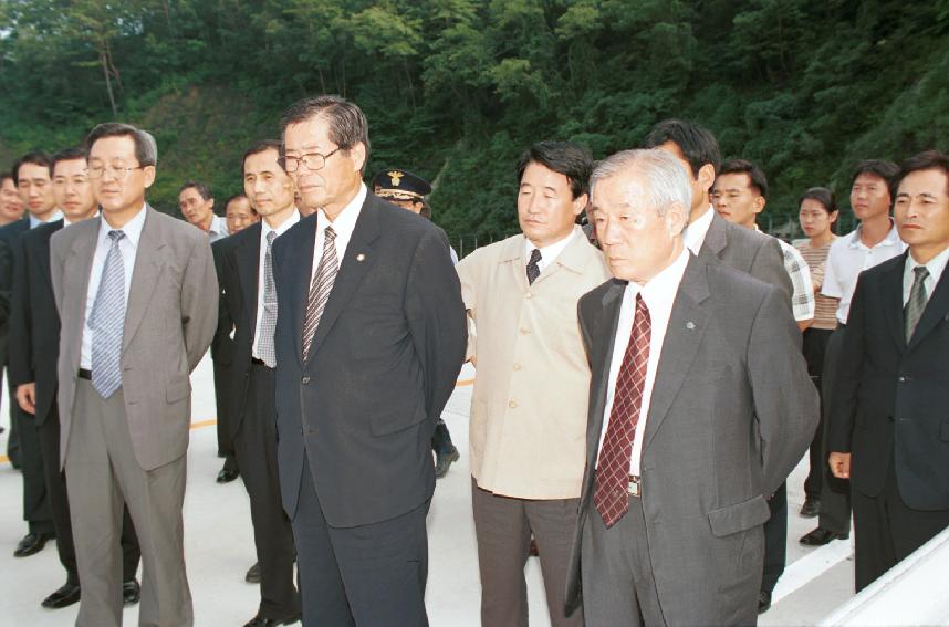 국민고충처리위원장 평화의댐 방문 사진