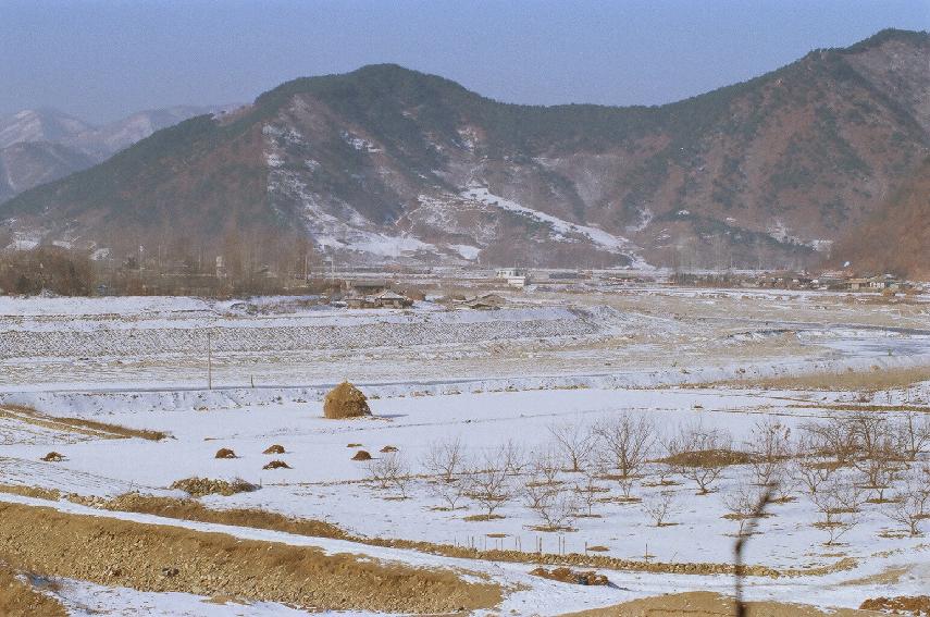 화천천 제방정비공사 의 사진