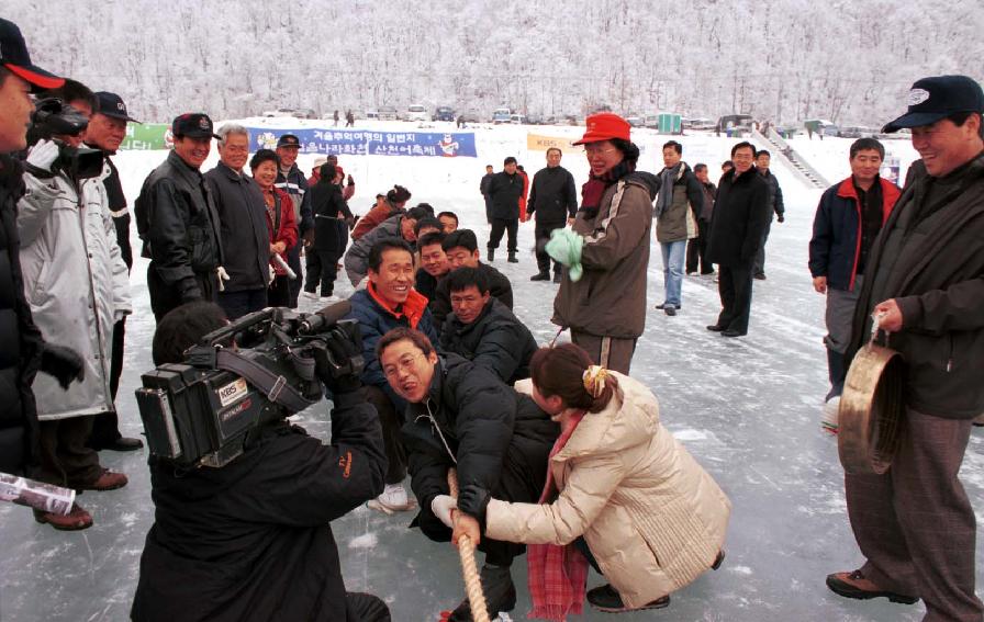 줄다리기 사진