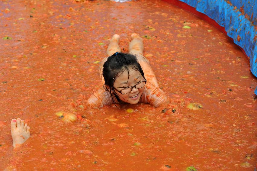 토마토 축제 행사 의 사진