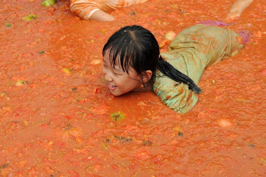 토마토 축제 행사 의 사진