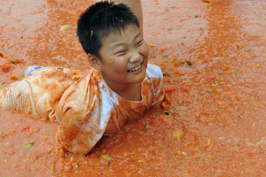 토마토 축제 행사 의 사진