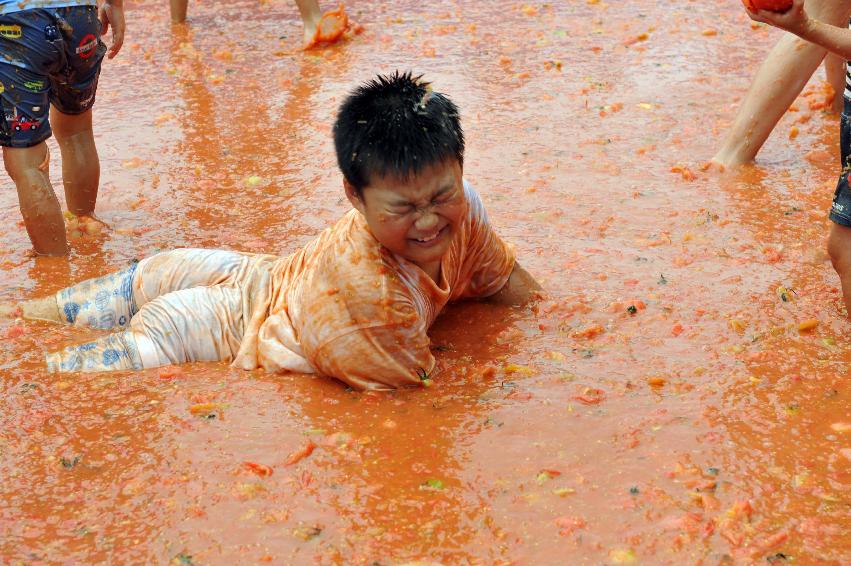 토마토 축제 행사 의 사진