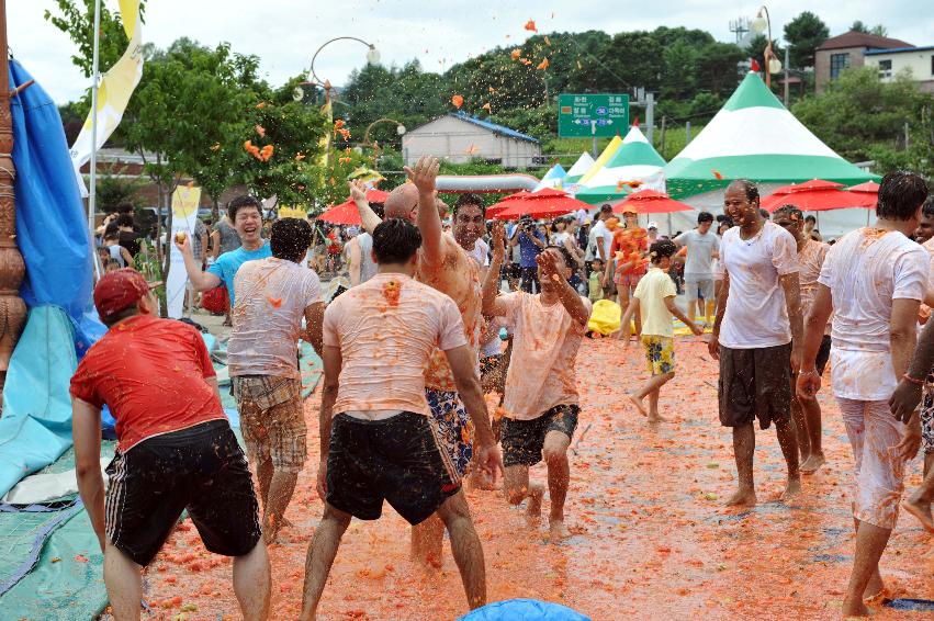 토마토 축제 행사 의 사진