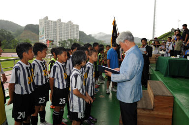 2011 화천평화페스티벌 전국유소년 축구대회 시상식 의 사진