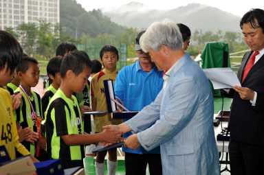 2011 화천평화페스티벌 전국유소년 축구대회 시상식 의 사진