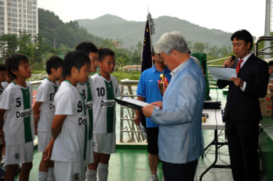 2011 화천평화페스티벌 전국유소년 축구대회 시상식 의 사진