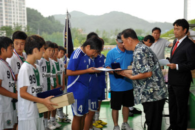 2011 화천평화페스티벌 전국유소년 축구대회 시상식 의 사진