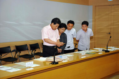 2011년도 화천군 공무원 소장 응모기록물 자체심사 의 사진