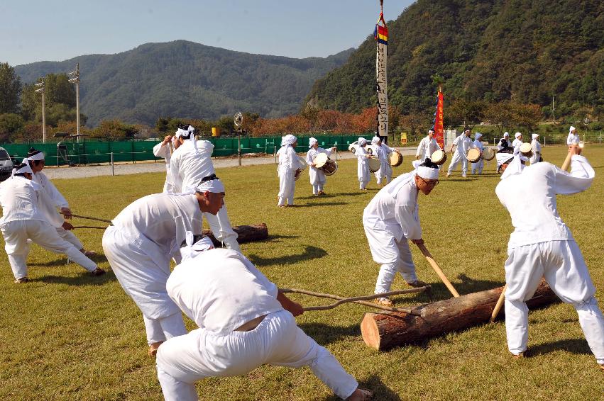 2011년도 제24회 강원민속예술축제 경연공연 최종시연회 의 사진