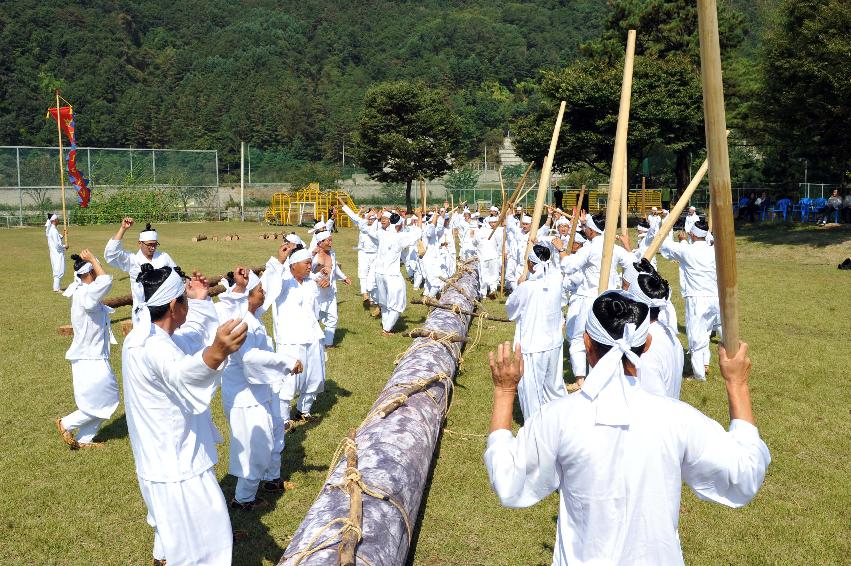 2011년도 제24회 강원민속예술축제 경연공연 최종시연회 의 사진