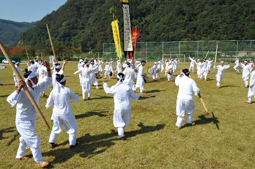 2011년도 제24회 강원민속예술축제 경연공연 최종시연회 의 사진