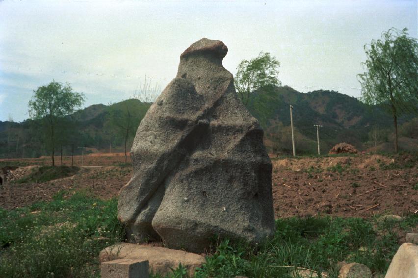 미륵바위 사진