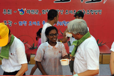 2012년도 토마토축제 의 사진