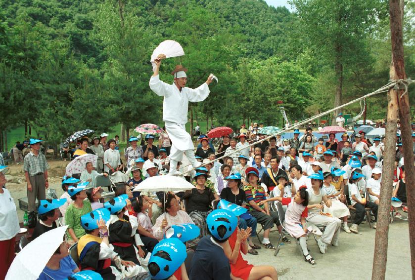 줄타기 의 사진