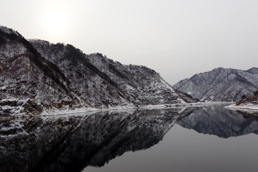 2012년 파로호 및 평화의 댐 전경 의 사진