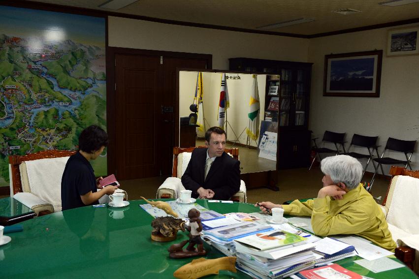 2013 캐나다 대사관 임원 접견 의 사진