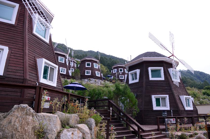 2014 청정아리 풍차펜션 전경 의 사진