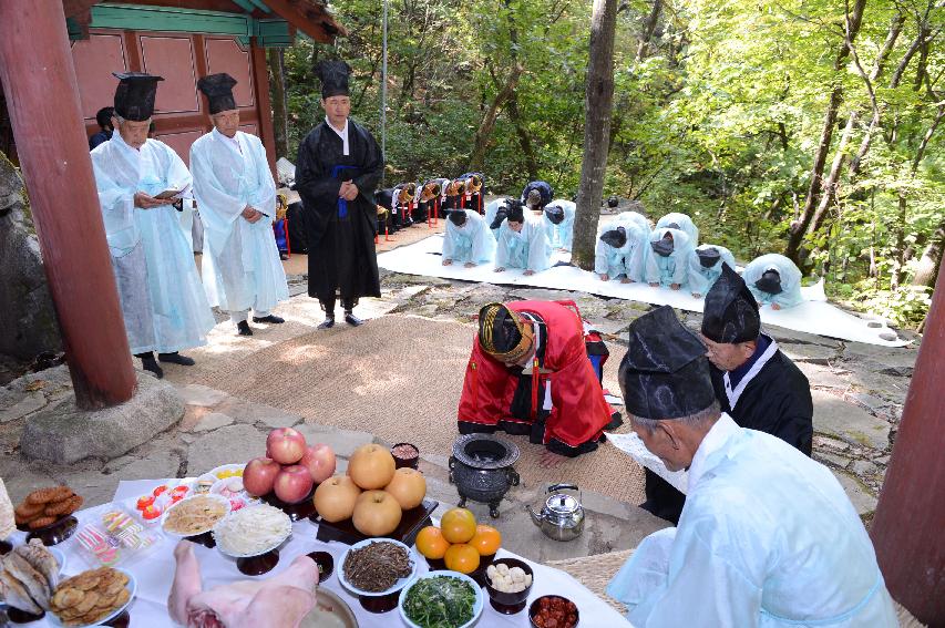 2014 제30회 용화축전 산신제 의 사진