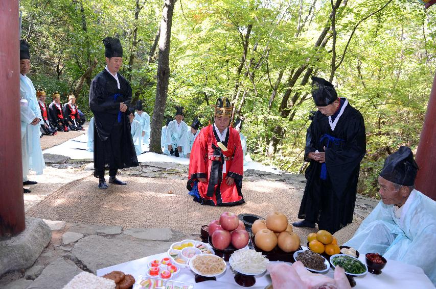 2014 제30회 용화축전 산신제 의 사진