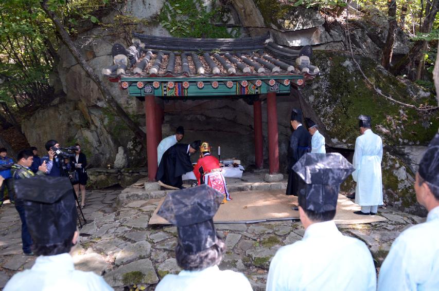 2014 제30회 용화축전 산신제 의 사진