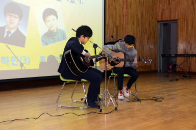 2015 화천중학교 졸업식 의 사진