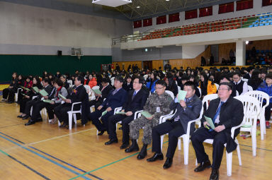 2015 화천중학교 졸업식 의 사진