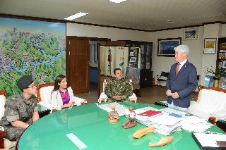 2013 콜롬비아 대사관 부관 접견 의 사진