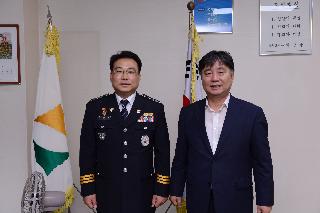 2014 김준영 화천경찰서장 내방 사진